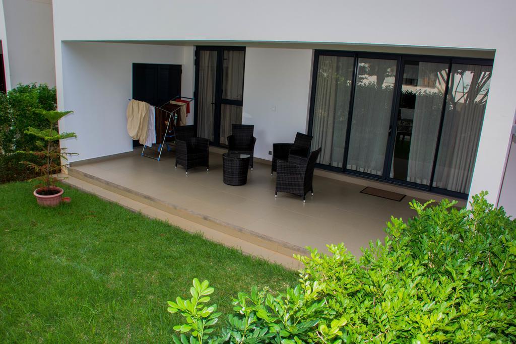 Roches Noires Apartment Azuri מראה חיצוני תמונה